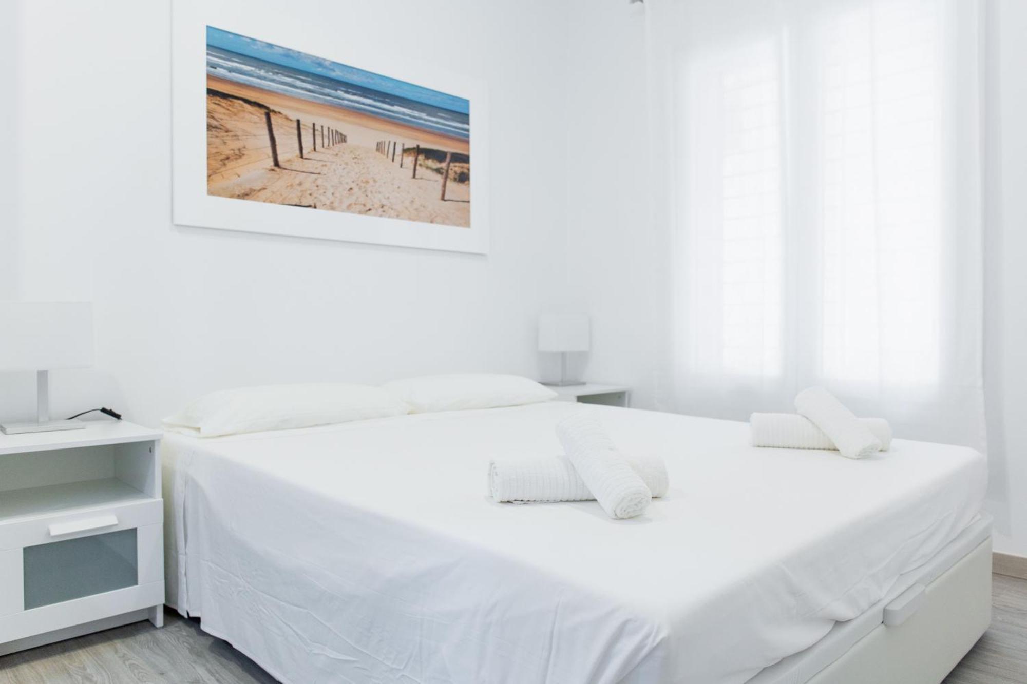 Likehomeapartments Deluxe Complex Malaga Center Εξωτερικό φωτογραφία